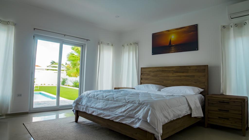 Villa Noah Palm Beach Exteriér fotografie