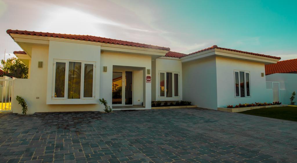 Villa Noah Palm Beach Exteriér fotografie